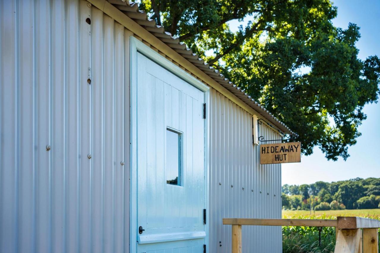 The Hideaway Hut - 1 Bed Shepherds Hut - Херфорд Екстериор снимка